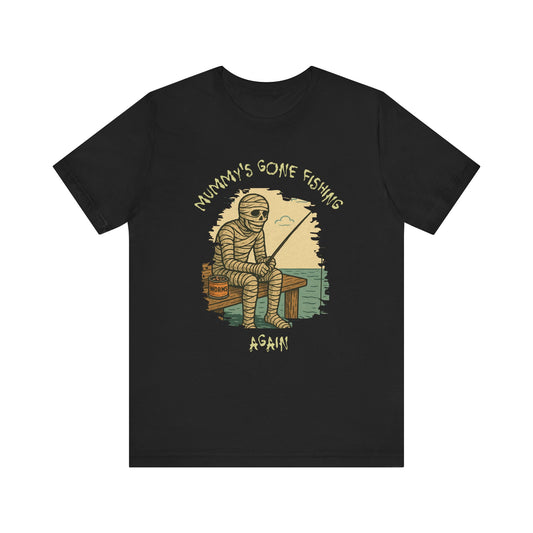 Funny Mummy Fishing T-Shirt – Halloween Fisherman Graphic Tee for Anglers
